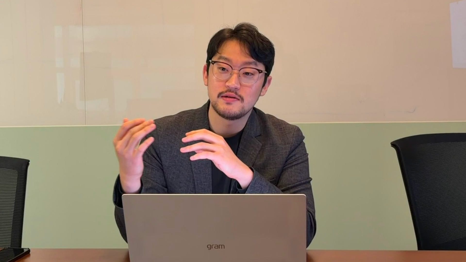 “우연히 ‘발견’하는 시대는 끝났다”…AI로 단 하루 만에 ‘항체 설계’, 신약 개발 패러다임 바꾼다